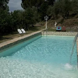  Alloggio per agriturismo La Grotta Italia